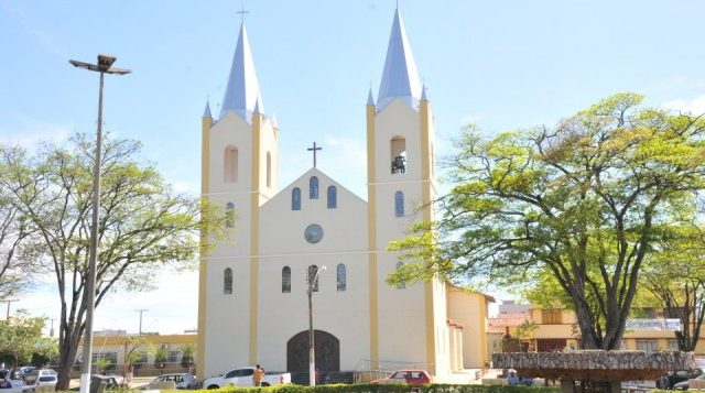 CATEDRAL SÃO LUIZ GONZAGA – SÃO LUÍS DE MONTES BELOS-GO