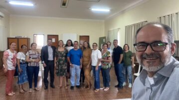 Dom Lindomar Rocha realiza Visita Pastoral à Paróquia de Firminópolis